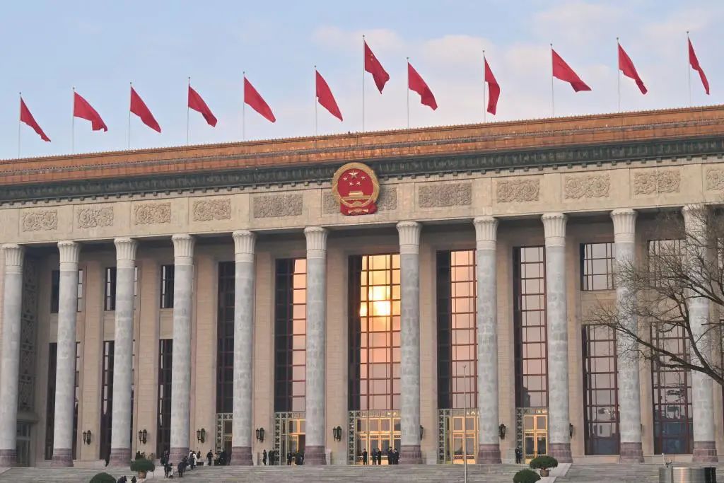 李強提到：新型儲能、“沙戈荒”、海上風(fēng)電